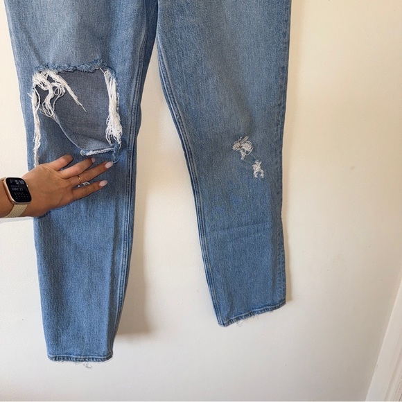 Abercrombie & Fitch
The '90s Straight Ultra High Rise Curve Love 26 / 2 R - Picture 2 of 5